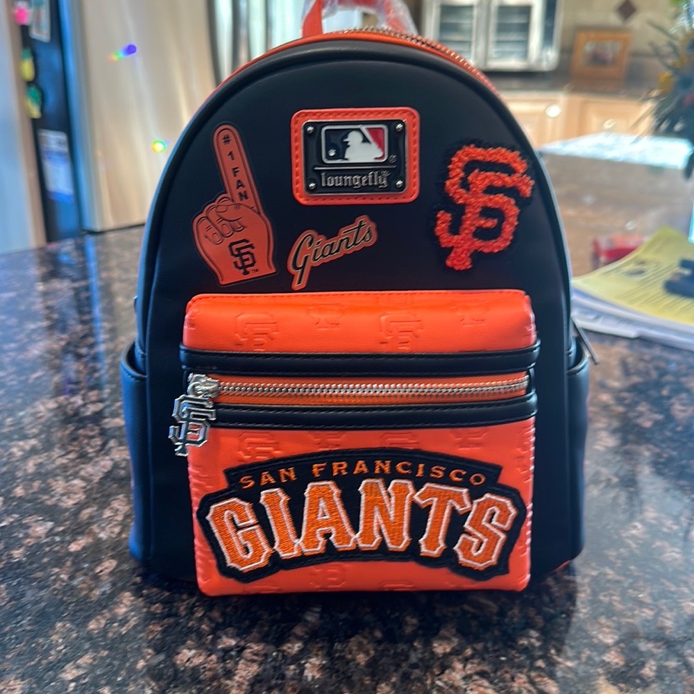 Brand new loungefly leather mini San Francisco Giants back pack & wallet